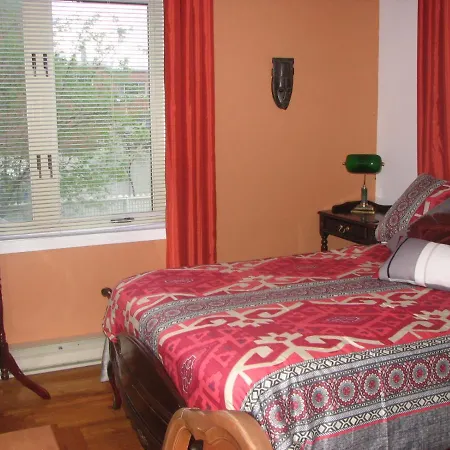 Magnolia B&B Granby Exterior photo